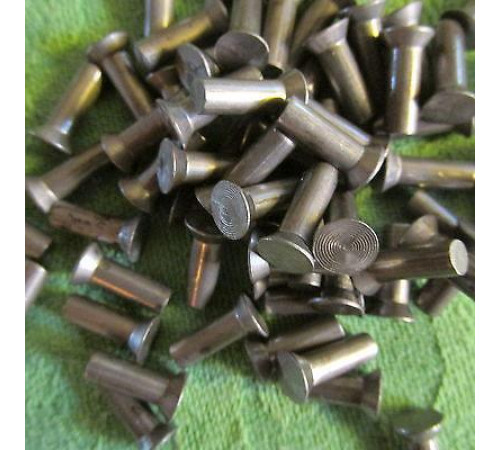 Заклепки з потайною голівкою Ф4 DIN 661 (сталь)