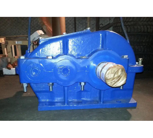 Крановий редуктор Ц2-650-12.5
