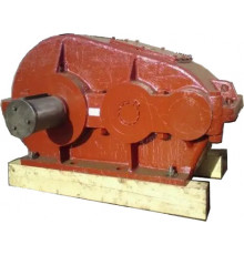 Крановий редуктор Ц2-650-25