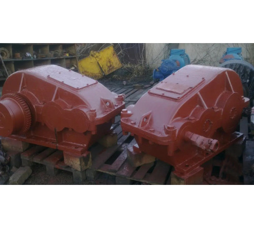 Крановый редуктор Ц2-750-25