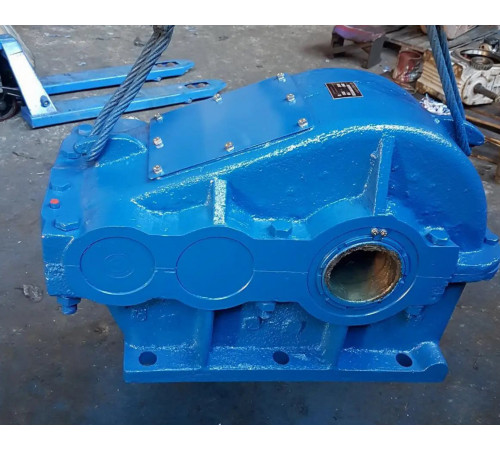 Крановый редуктор Ц2-300-10