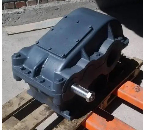 Крановий редуктор Ц2-350-40