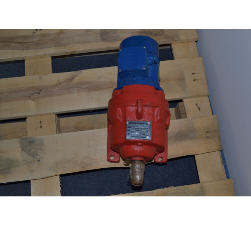 Мотор-редуктор 3МП-31.5 (3 ступені, 12.5 об/хв, АІР56А2)