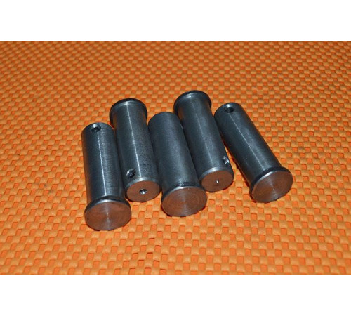 Осі циліндричні з отвором по кресленню