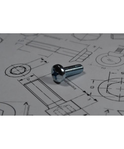 Порівняння гвинтів і саморізів: переваги та сфери використання кожного типу кріплення.​