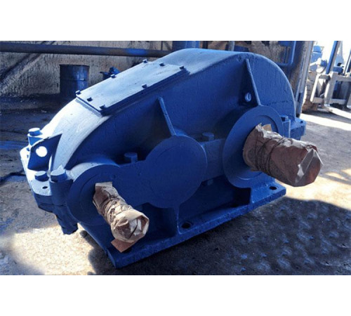 Редуктор Ц2-650-50