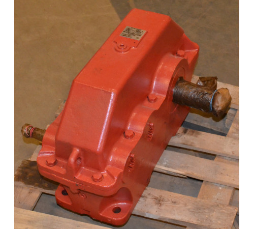 Редуктор циліндричний 1Ц2У-315-31.5