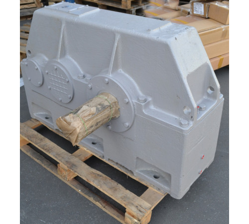 Редуктор циліндричний 1Ц2У-400-20