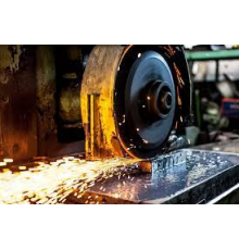 Зняття зайвого матеріалу з металевих деталей