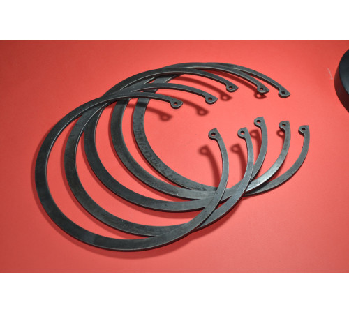 Стопорное кольцо М200 ГОСТ 13943-86, DIN 472