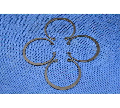 Стопорне кільце М300 ГОСТ 13943-86, DIN 472