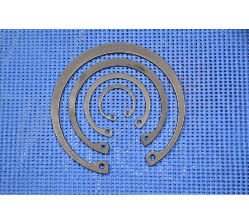 Стопорне кільце М310 ГОСТ 13943-86, DIN 472