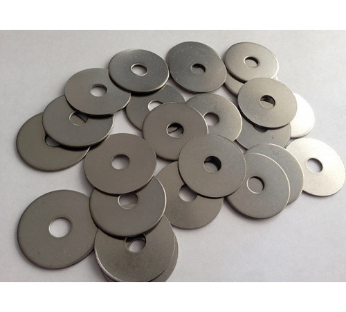 Шайба Ф18 DIN 9021 зі сталі А2 Шайба Ф18 DIN 9021 зі сталі А2