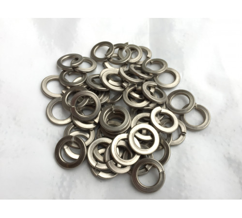 Шайба пружинна Ф16 ГОСТ 6402-70 із сталі А4 Шайба пружинна Ф16 ГОСТ 6402-70 із сталі А4