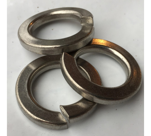 Шайба пружинна Ф18 DIN 7980 із сталі А2