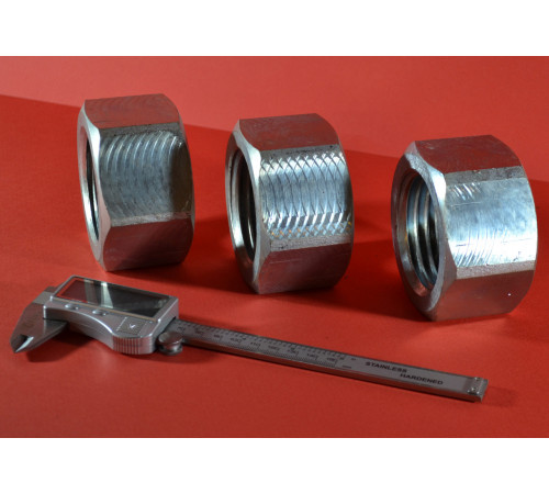 Шестигранні гайки на замовлення