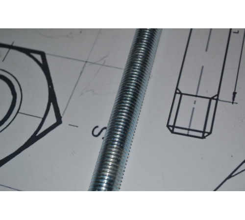 Шпилька М8х1000 різьбова DIN 975 клас міцності 5.8