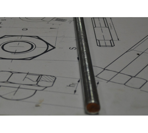 Шпильки метрові з лівим різьбленням M27×1000 DIN 975 міцність 8.8