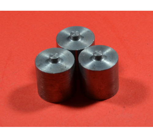 Штифт зі спеціальним виступом за кресленням