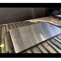 Як правильно обрати послуги плоского шліфування для металевих деталей.